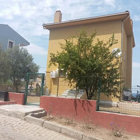 Yenifoca Feriehus Foça