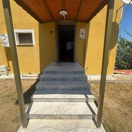 Case de vacanță Yenifoca