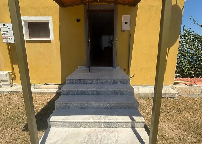 Case de vacanță Yenifoca